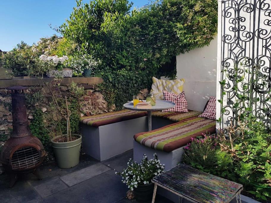 Stylish Townhouse 15 Mins To Laines & Seafront Villa Brighton Exterior photo