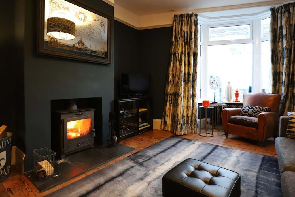 Stylish Townhouse 15 Mins To Laines & Seafront Villa Brighton Exterior photo